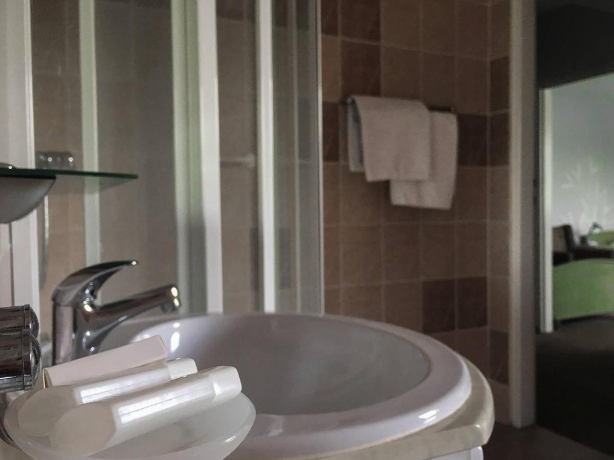 Hotel Dodo Bilgoraj Luaran gambar