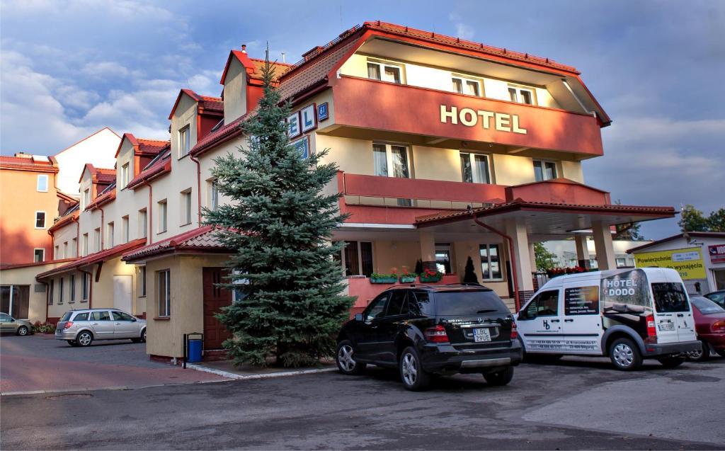 Hotel Dodo Bilgoraj Luaran gambar